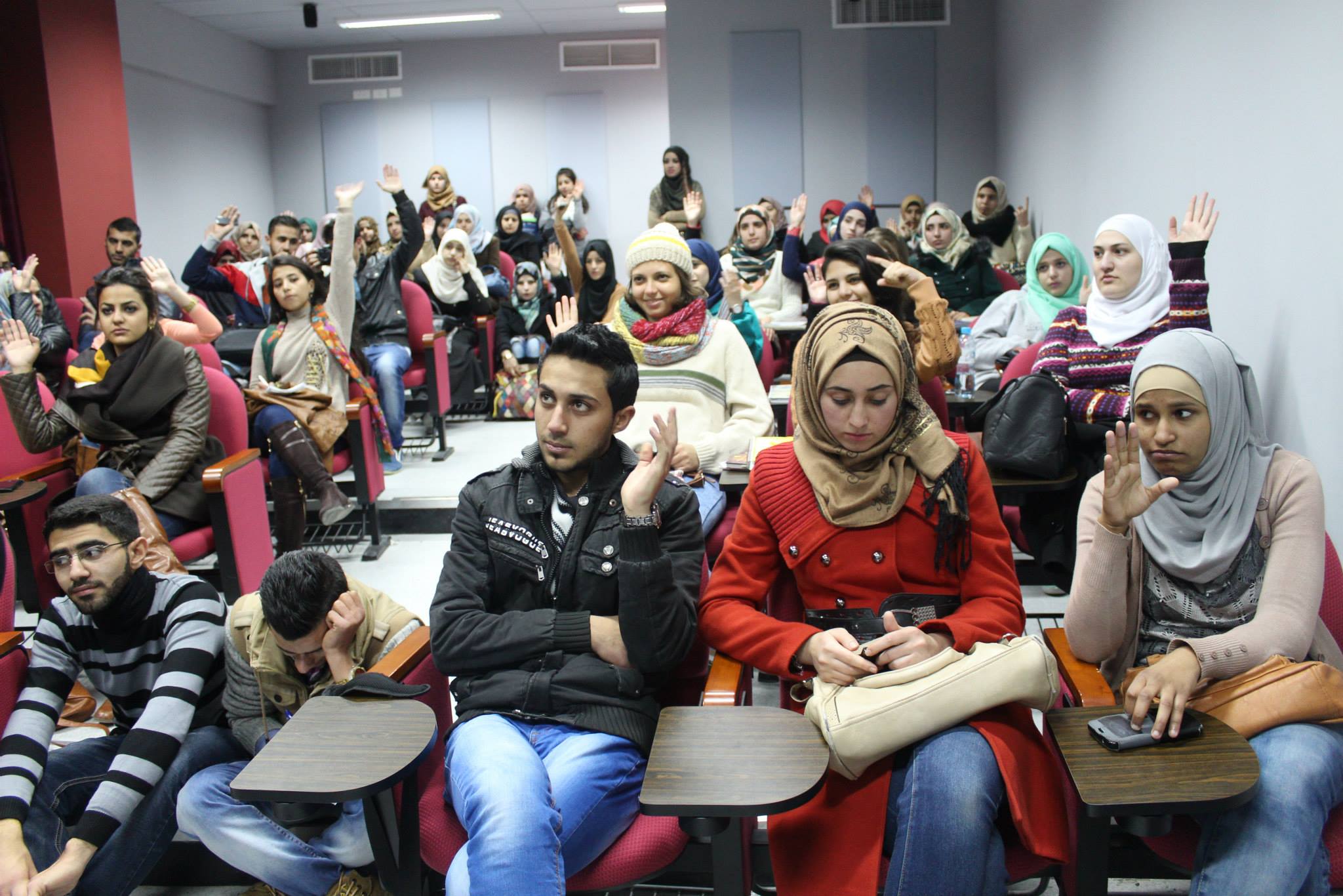 جامعة النجاح تشجع طلبة الإعلام على إدراك أهمية وسائل التواصل الاجتماعي لمجال دراستهم