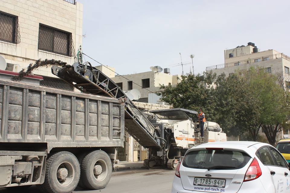 تزفيت شارع تعبيد صيانة شارع1