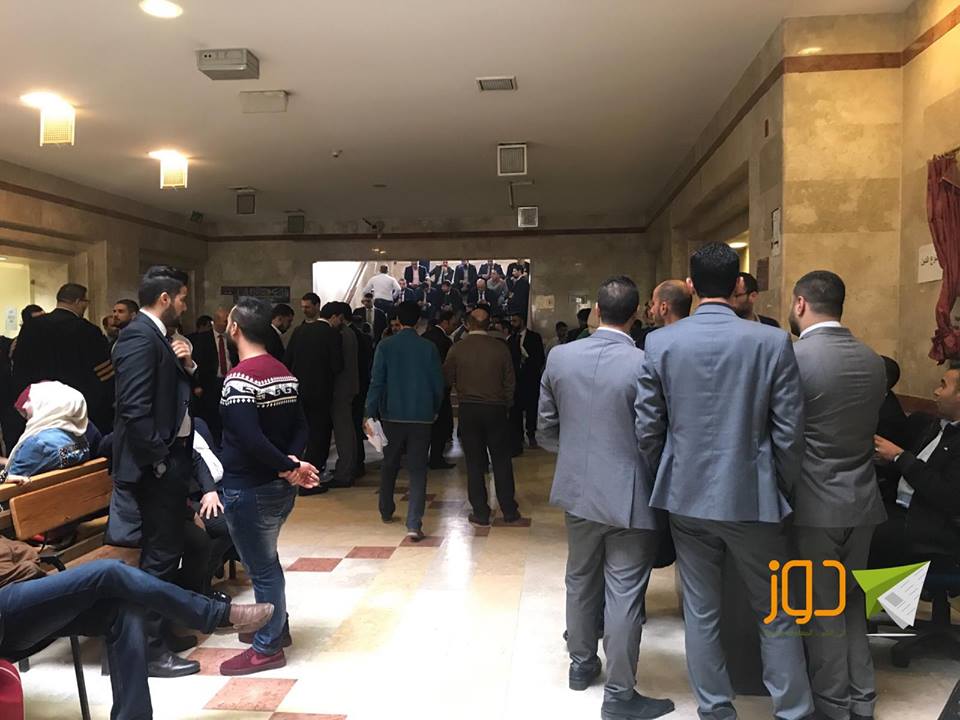 lawyer456.jpg (76 KB)