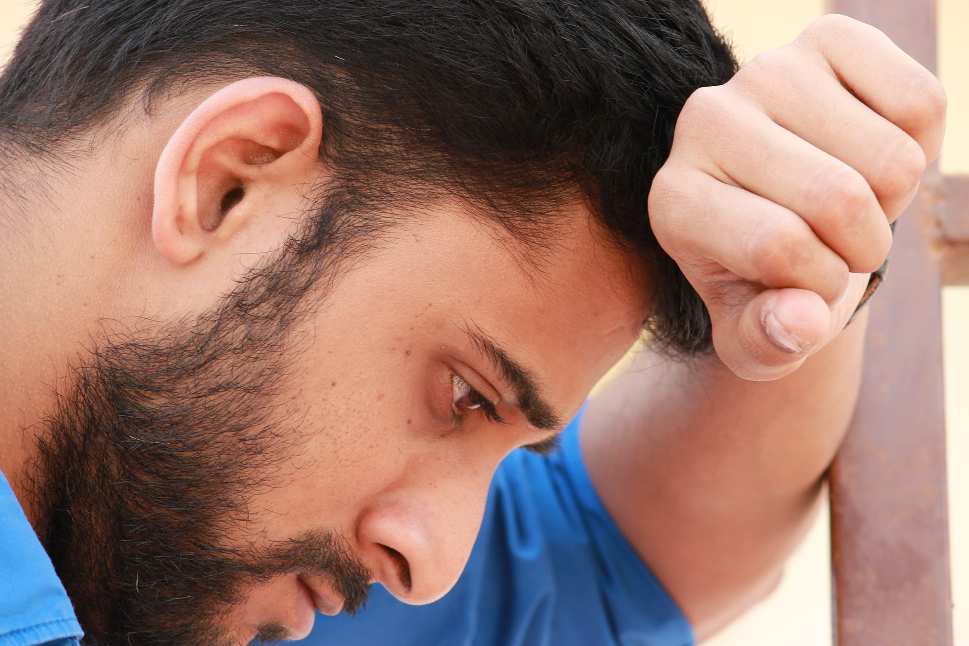 كيف تتعامل مع زميل العمل رغم عدم التفاهم معه؟