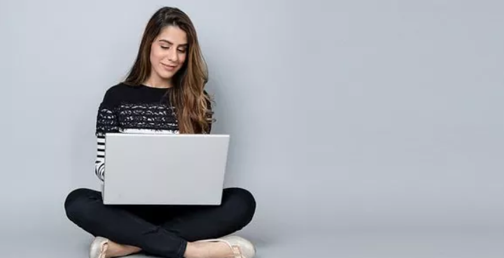 جامعة النجاح.. دورة مسؤول مبيعات معتمد