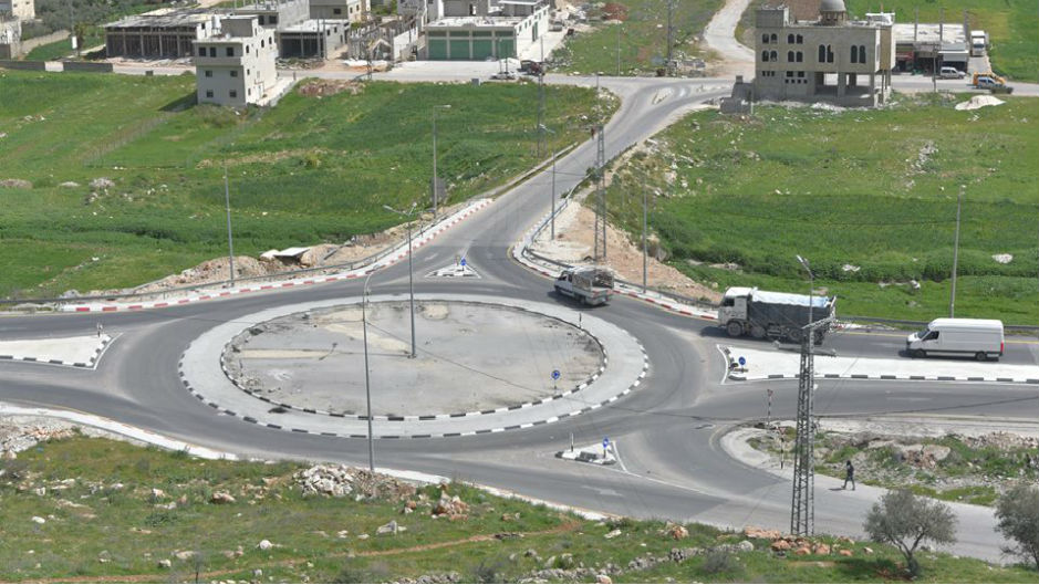 نابلس: البدء بتأهيل دوار ياسر عرفات