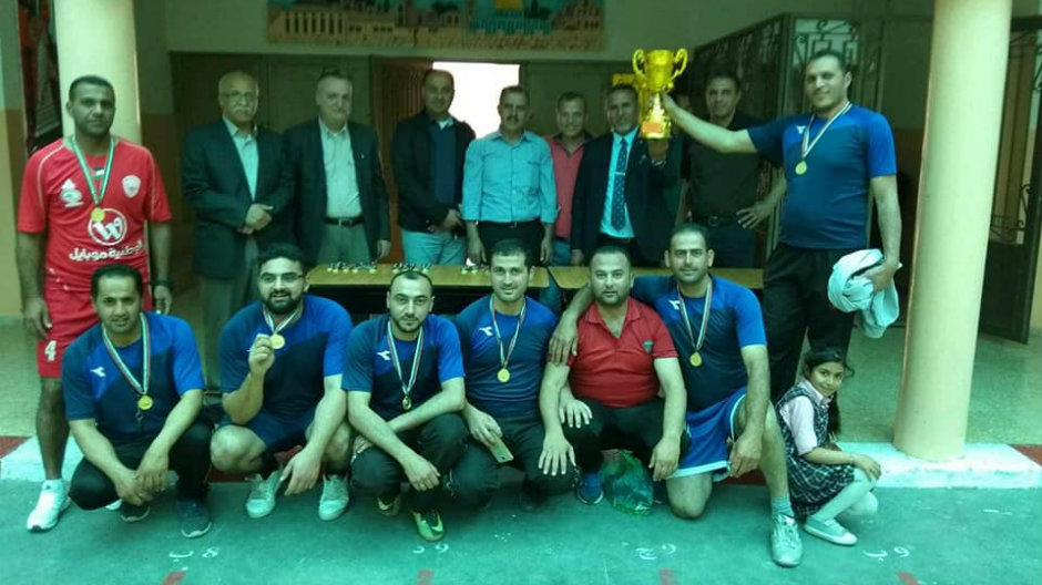 بالصور.. بطولة معلمي نابلس لكرة الطائرة
