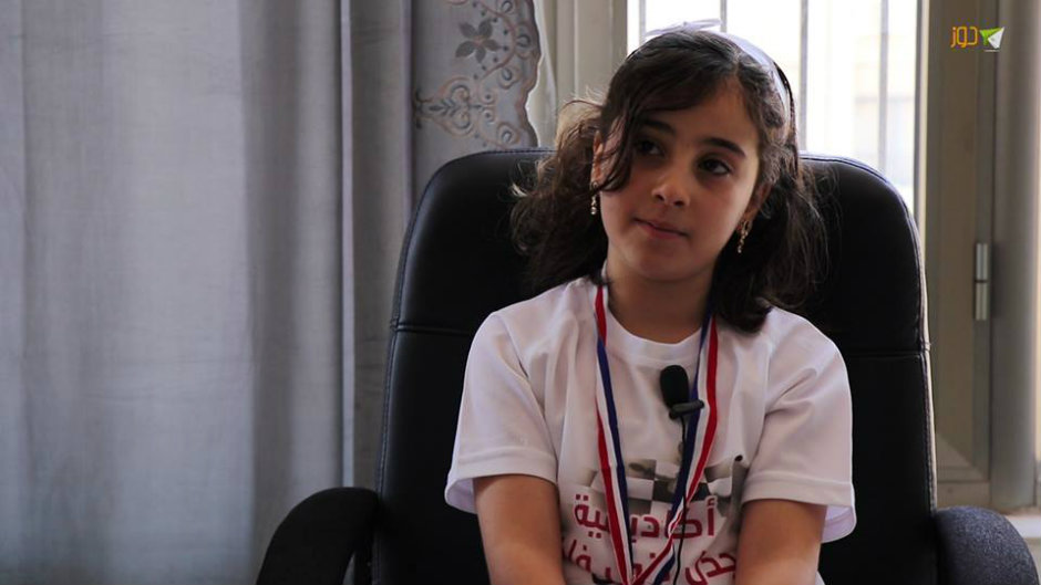 نابلس.. الطفلة جنى تتربع على بطولة للشطرنج