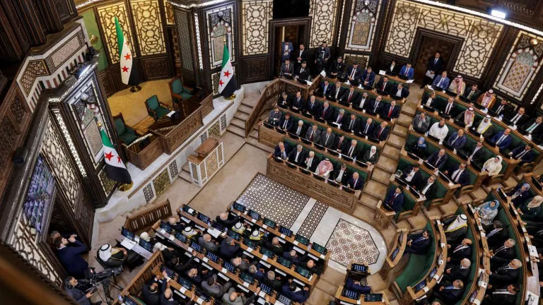 مجلس الشعب السوري يفتتح أولى جلساته بأداء القسم وانتخاب المكتب الرئاسي
