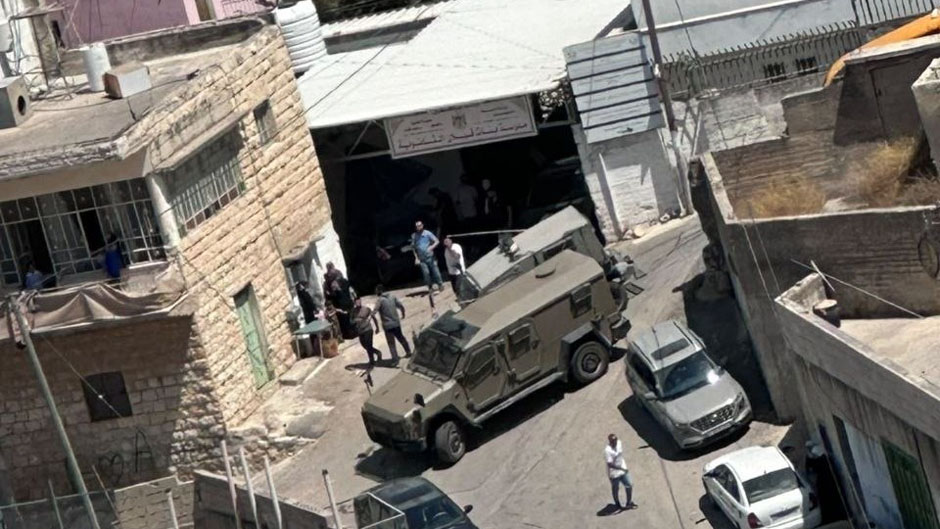إصابة شاب بالرصاص خلال اقتحام بلدة قبلان