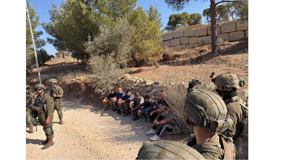 احتجاز قاطفي زيتون جنوب برطعة لليوم الثاني